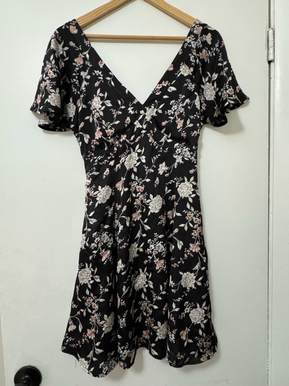 Sadie & Sage Black Floral V-Neck Mini Dress with Pink & Cream Flowers